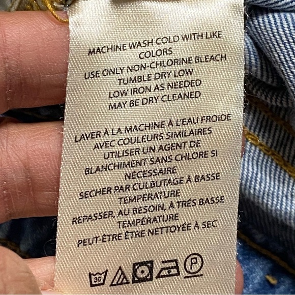 PILCRO Shorts Women’s Size 25 Blue denim Mid Rise Short Shorts - Picture 14 of 14